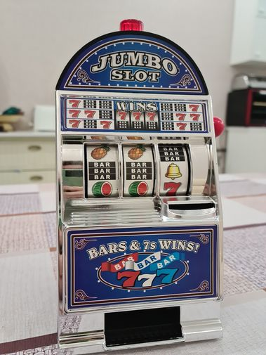 Играть в игровой автомат Большой Кахуна Играть в игровой автомат Большой Кахуна